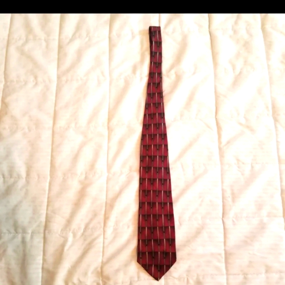 Greatful Dead tie 4"in wide 60"in long